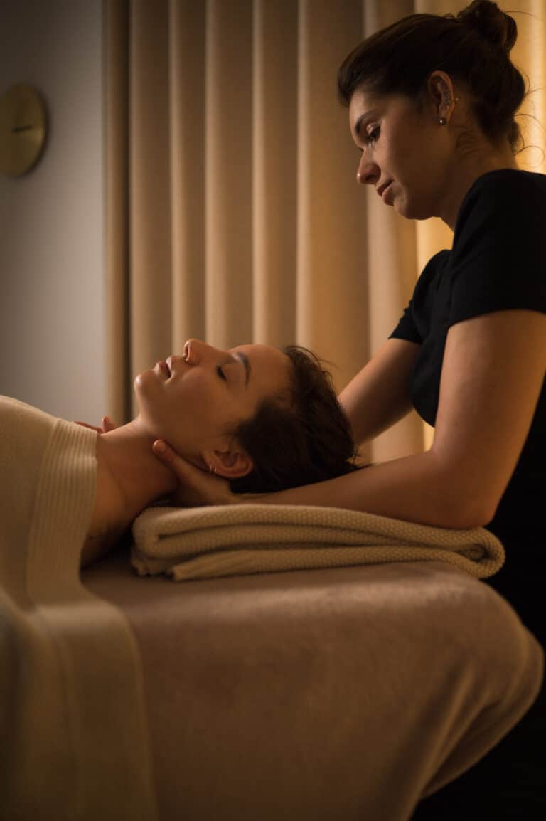 Bespoke Effective Deep Tissue With Relaxing Head Massage 4571